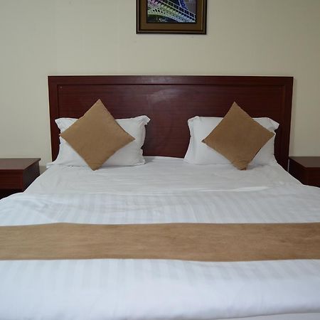 Layale Alnile Aparthotel Dammam Exterior photo